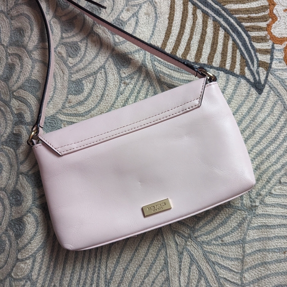 Elegant Pink Bow Accent Women's Bag - Picture 2 of 5